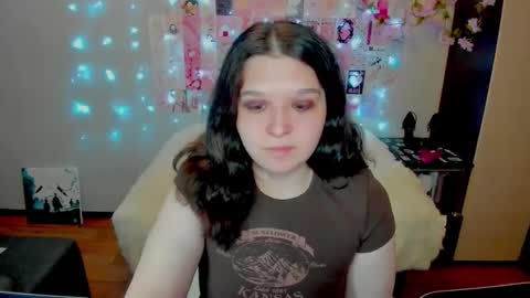 Kate online show from 04-21-26, 01:42