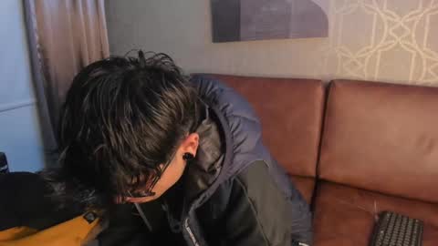 Snapshot of acidmilo chatting on 12-12-24, 01:28 Acid Milo online show from 12-12-24, 01:28