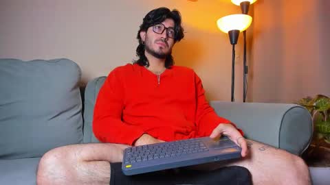 Snapshot of ackerman_eren_ chatting on 10-06-25, 09:51 R. online show from 10-06-25, 09:51