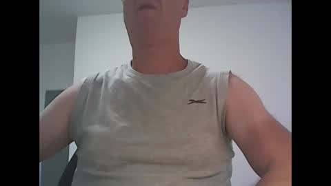 Snapshot of active147 chatting on 09-25-25, 10:35 active147 online show from 09-25-25, 10:35