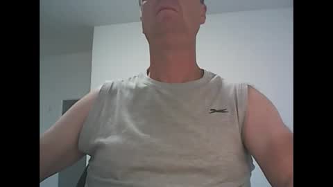 Snapshot of active147 chatting on 09-28-25, 10:26 active147 online show from 09-28-25, 10:26