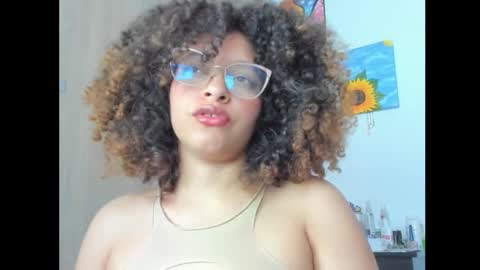 Snapshot of ada_gales_ chatting on 09-24-25, 04:38 Isa online show from 09-24-25, 04:38