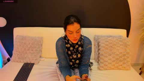 Snapshot of ada_monroe10 chatting on 02-06-26, 01:58 online show from 02-06-26, 01:58