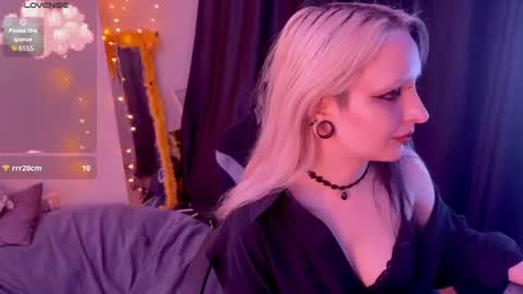 Snapshot of adacorvus chatting on 06-24-26, 12:37 Ada online show from 06-24-26, 12:37