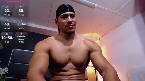 adam_fit19cm online show from 10-06-25, 02:36