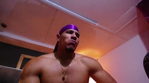 adam_fit19cm online show from 05-01-26, 01:48