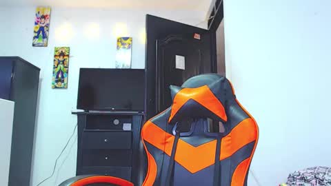 adam hot11 online show from 02-22-26, 09:46