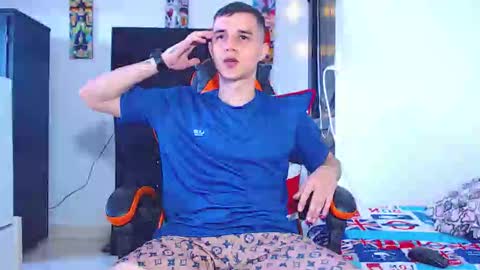 adam hot11 online show from 03-09-26, 09:52