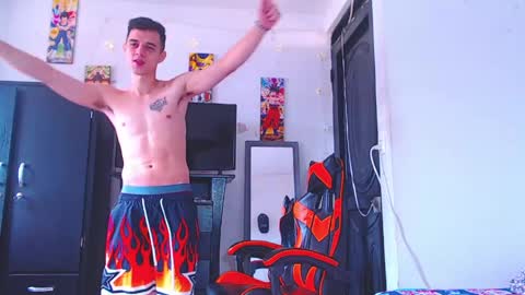 adam hot11 online show from 04-10-26, 03:28