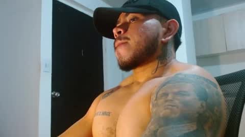 adam shilder7 online show from 05-06-26, 06:52