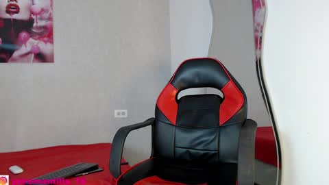 Hello guys excuse my absence I will be absent for several days for health reasons I hope you understand thank you very much. online show from 02-07-25, 05:31