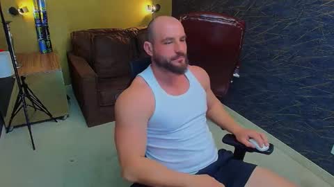 Snapshot of adamjameson chatting on 05-18-26, 05:13 AdamJameson online show from 05-18-26, 05:13
