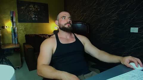 Snapshot of adamjameson chatting on 06-02-26, 04:47 AdamJameson online show from 06-02-26, 04:47