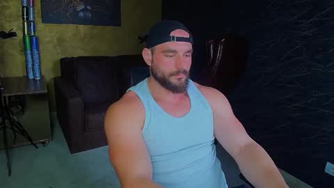Snapshot of adamjameson chatting on 06-07-26, 05:00 AdamJameson online show from 06-07-26, 05:00