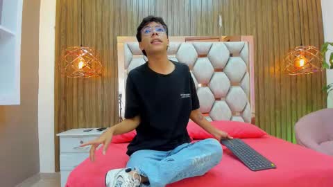 Adams Bobby online show from 01-18-26, 11:36