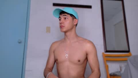 Adams online show from 11-08-25, 12:38