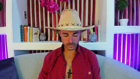 Im Adams Sanz online show from 02-07-26, 07:17