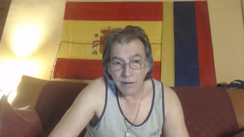 Snapshot of adan51 chatting on 05-10-26, 04:50 Adan online show from 05-10-26, 04:50