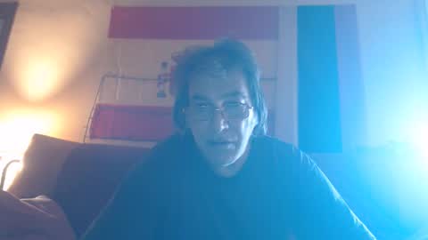 Snapshot of adan51 chatting on 05-25-26, 07:14 Adan online show from 05-25-26, 07:14