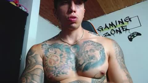 Snapshot of adan_hudson chatting on 03-08-25, 03:24 Anderson online show from 03-08-25, 03:24