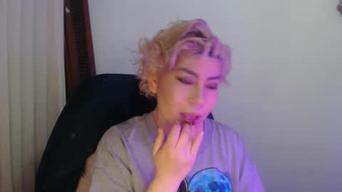 Snapshot of adan_romanoff chatting on 01-11-26, 09:36 adan_romanoff online show from 01-11-26, 09:36