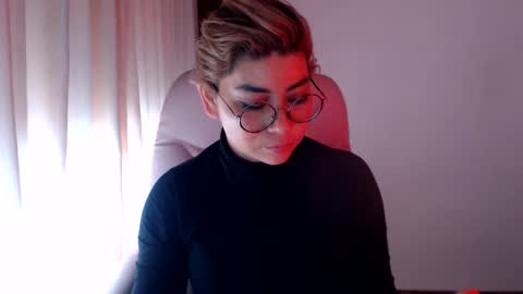 adan_romanoff online show from 05-10-26, 09:53