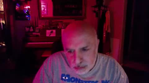 add_me_2 online show from 12-15-25, 07:56