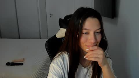 Snapshot of addavalery chatting on 12-18-24, 06:03 Adda online show from 12-18-24, 06:03