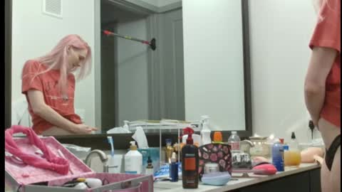 Addibabeee online show from 12-22-24, 10:04