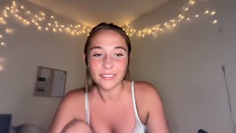 Snapshot of addisonn3 chatting on 07-07-26, 10:25 Addison online show from 07-07-26, 10:25
