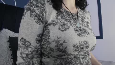 Ade  online show from 12-17-24, 07:37