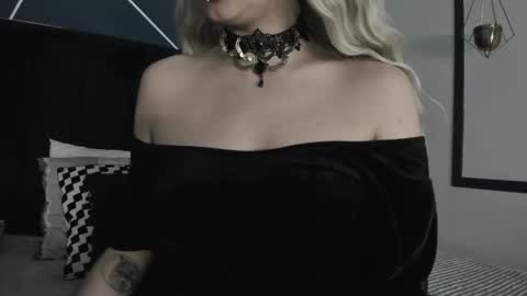 Ade  online show from 02-10-25, 07:49