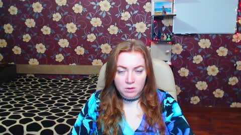 Snapshot of adel_redhead_ chatting on 01-12-25, 05:33 Adel online show from 01-12-25, 05:33