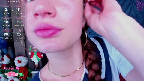 Adelaine online show from 12-21-24, 04:30