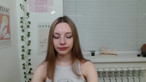 Snapshot of adele0_0 chatting on 01-11-25, 01:53 Adele online show from 01-11-25, 01:53