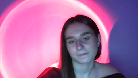 Snapshot of adele_amore chatting on 02-10-25, 03:21 Adele Amore online show from 02-10-25, 03:21