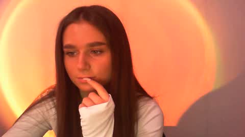 Snapshot of adele_amore chatting on 02-14-25, 07:49 Adele Amore online show from 02-14-25, 07:49