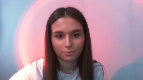 Snapshot of adele_amore chatting on 02-14-25, 10:59 Adele Amore online show from 02-14-25, 10:59