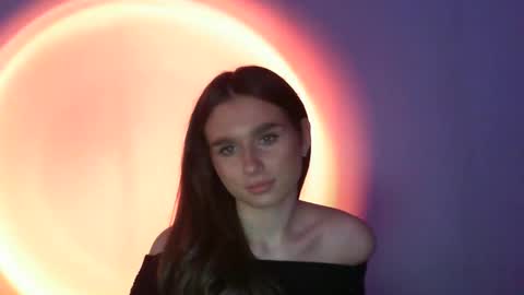 Snapshot of adele_amore chatting on 02-15-25, 03:28 Adele Amore online show from 02-15-25, 03:28