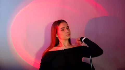Snapshot of adele_amore chatting on 02-27-25, 07:44 Adele Amore online show from 02-27-25, 07:44