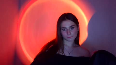 Snapshot of adele_amore chatting on 02-27-25, 07:37 Adele Amore online show from 02-27-25, 07:37