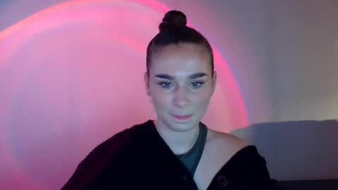 Snapshot of adele_amore chatting on 03-04-25, 07:30 Adele Amore online show from 03-04-25, 07:30