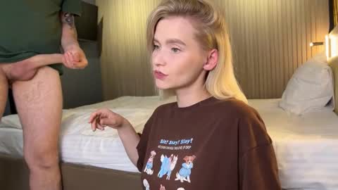 Adele Nick online show from 11-10-25, 12:15