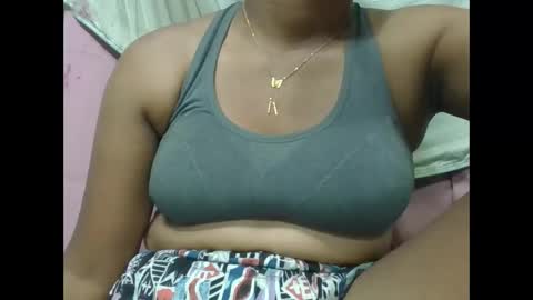 adelealy online show from 02-09-26, 06:01