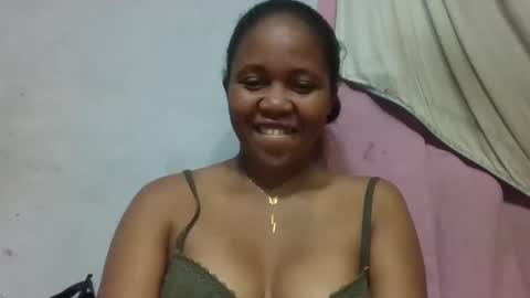 Snapshot of adelealy chatting on 05-10-26, 07:57 adelealy online show from 05-10-26, 07:57