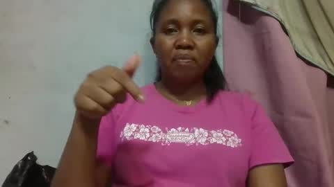 Snapshot of adelealy chatting on 05-10-26, 08:03 adelealy online show from 05-10-26, 08:03