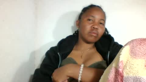 Snapshot of adelealy chatting on 07-26-26, 01:03 adelealy online show from 07-26-26, 01:03