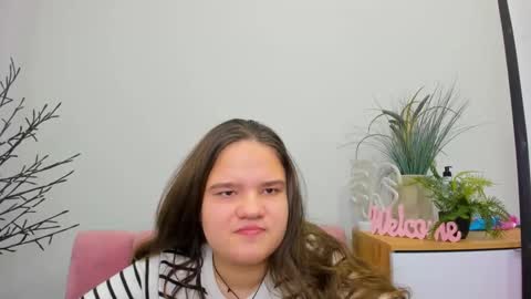 adelecruzz online show from 02-02-25, 01:19