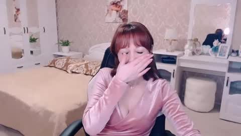 AdeleMoran online show from 01-19-25, 10:39