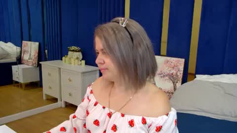 Snapshot of adeleravelle chatting on 08-05-26, 05:10 AdeleRavelle online show from 08-05-26, 05:10